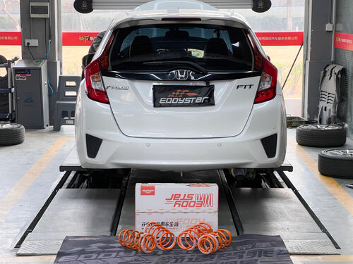 último caso de la compañía sobre 2015 Honda Fit 1.5L | EDDY Sport Short Springs Upgrade: A Solution for Optimized Handling and Enhanced Safety