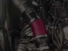 Se trata de un vehículo de la serie Mercedes-Benz.